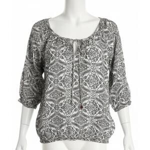 ROXY Blouse Size L Gray White Paisley Cotton Sheer Scoop Neck Boho Chic STAIN